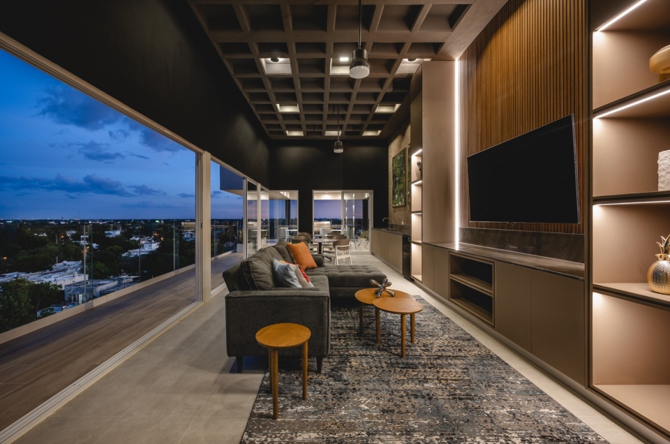 Ment Arkham Projects Desnivel Arquitectos