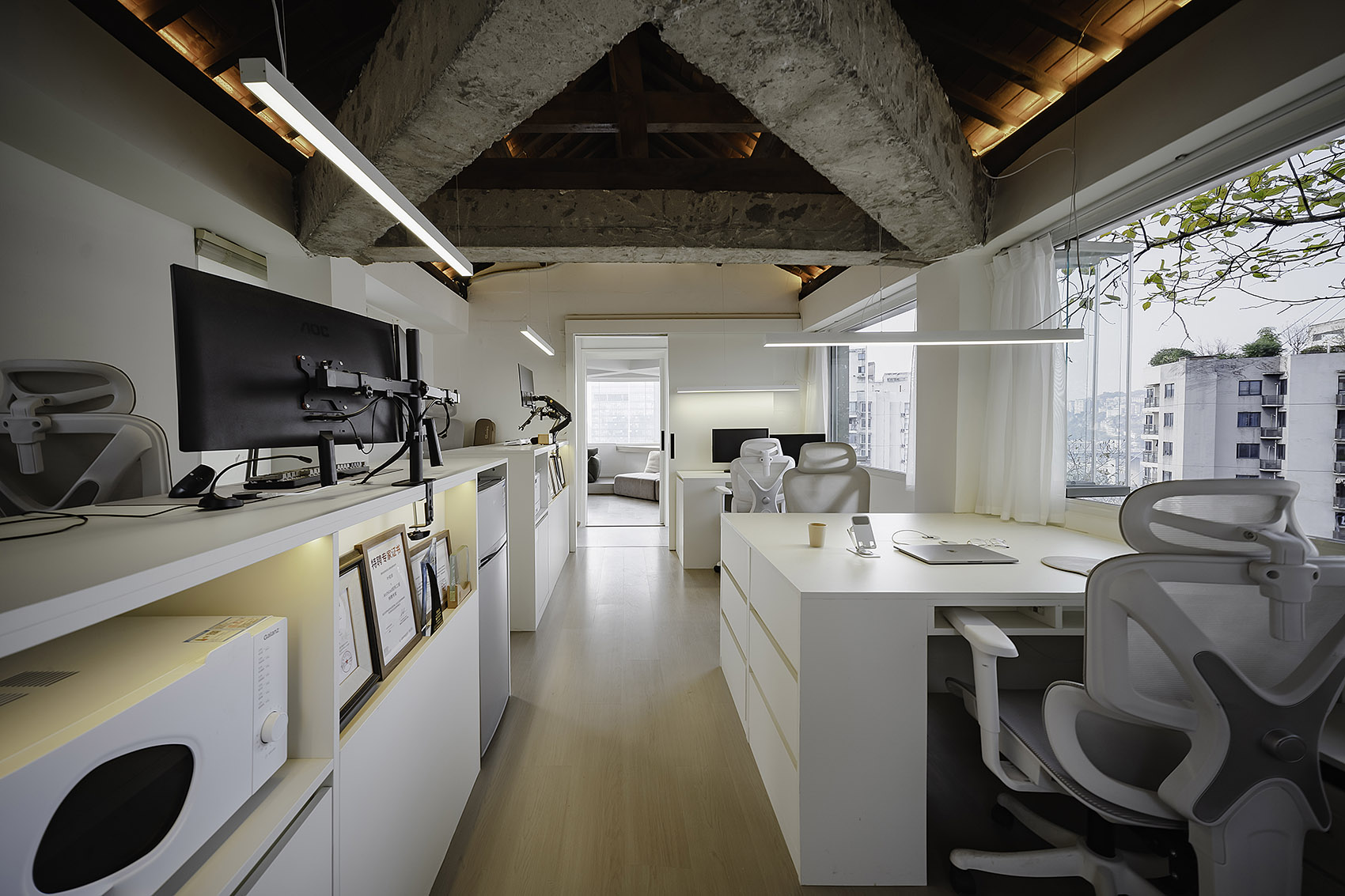 studio on the cliff by akintects