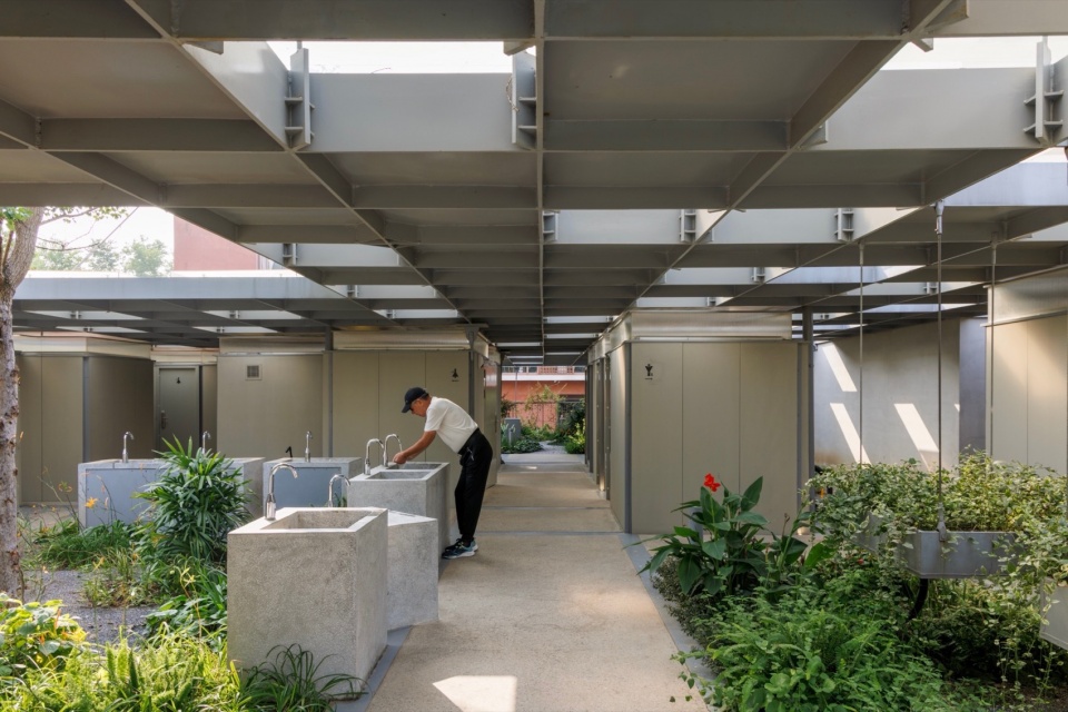 Wind Tower Garden Restroom in Yangpu Riverside Public Space Shanghai by Original Design Studio