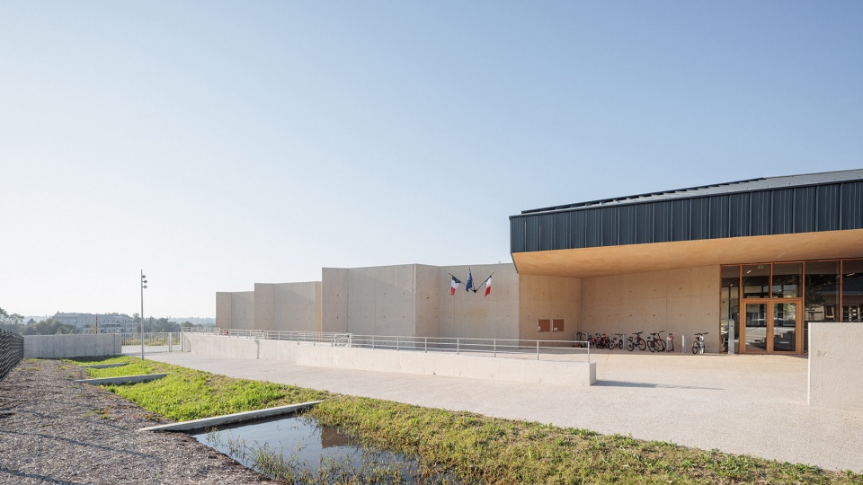 claudine hermann school by sam architecture