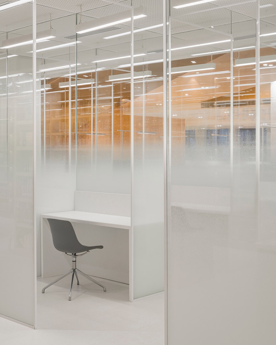 kings college international school bangkok the refectory sixth form center library by onion