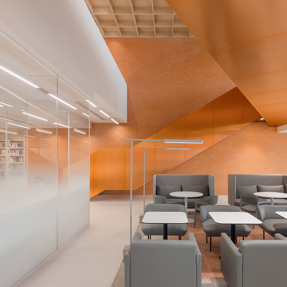 kings college international school bangkok the refectory sixth form center library by onion