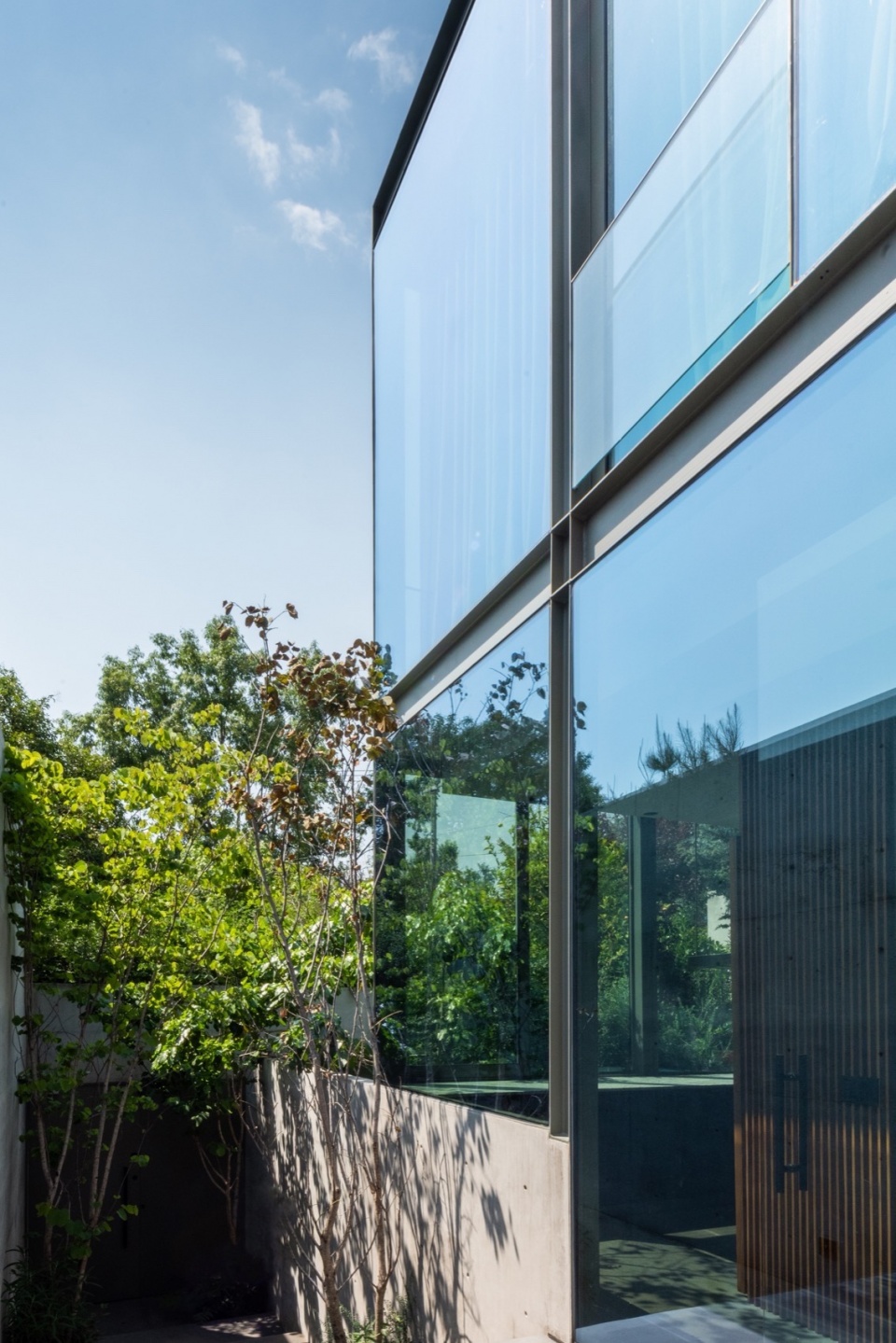 Carpatos by Ignacio Urquiza Arquitectos