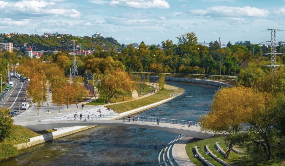 A New Green Infrastructure On The Somes River by Practica Arqutiectura