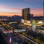Jianshe Avenue Pedestrian Bridge, Dali Town, Nanhai District, Foshan by Atelier cnS