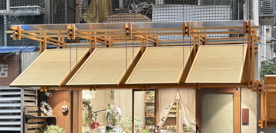 Li Eaves by Raw Architecture Studio