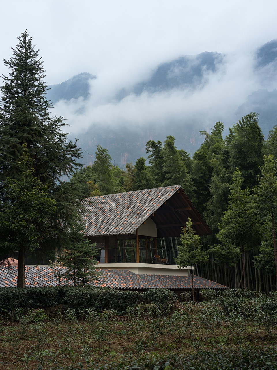 mountain retreat by archmit