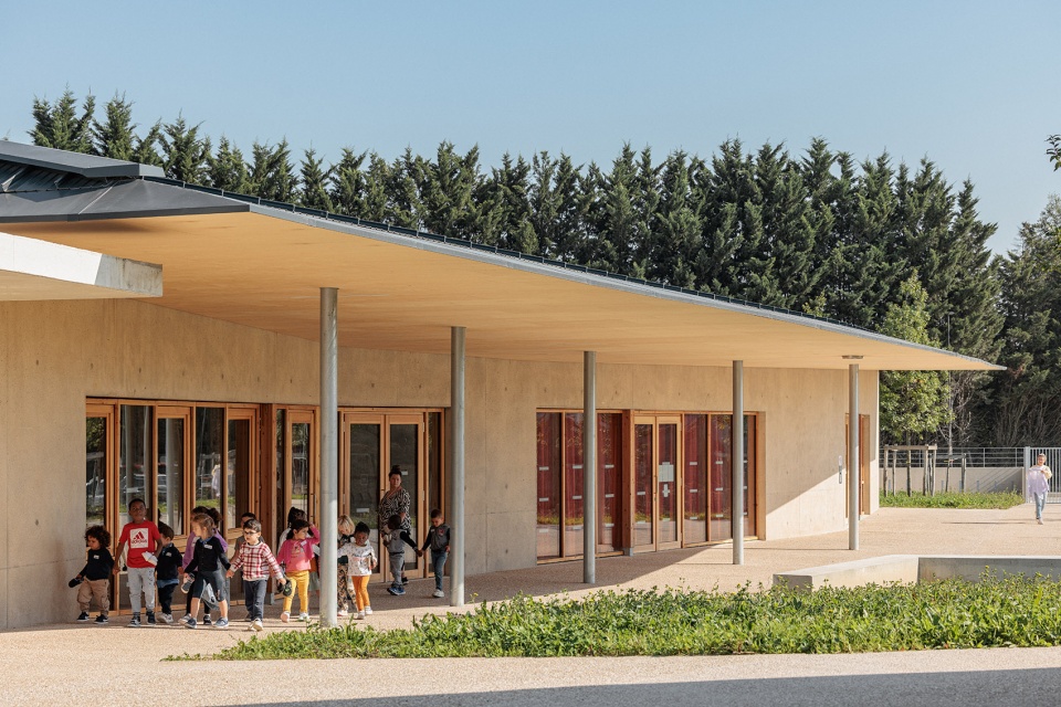 claudine hermann school by sam architecture