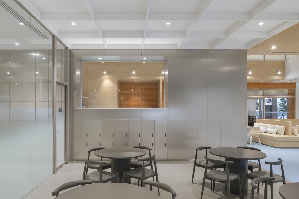 kings college international school bangkok the refectory sixth form center library by onion