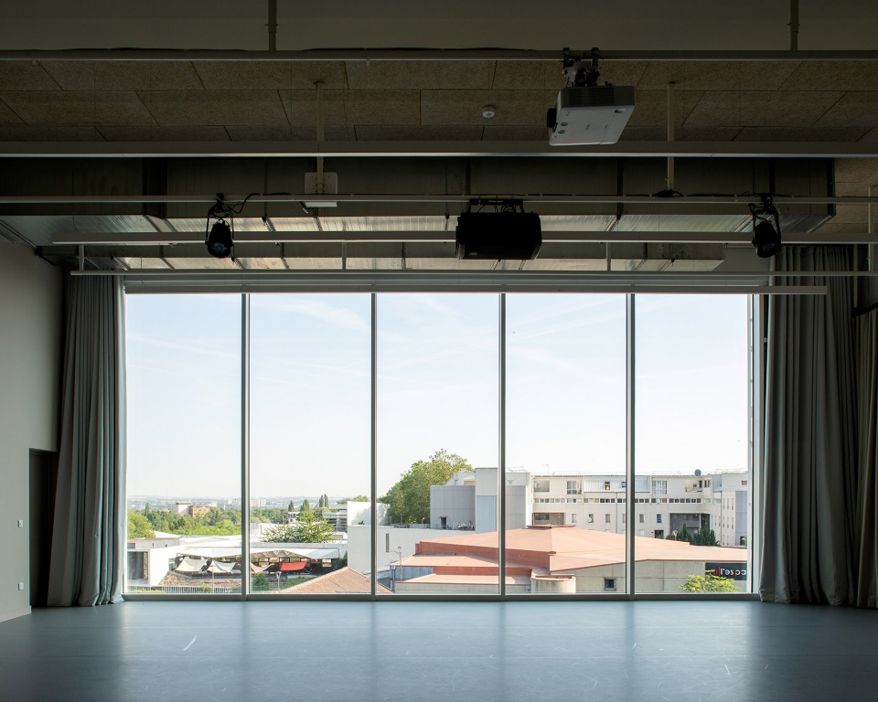 Gilbert Klein Conservatory of Arts