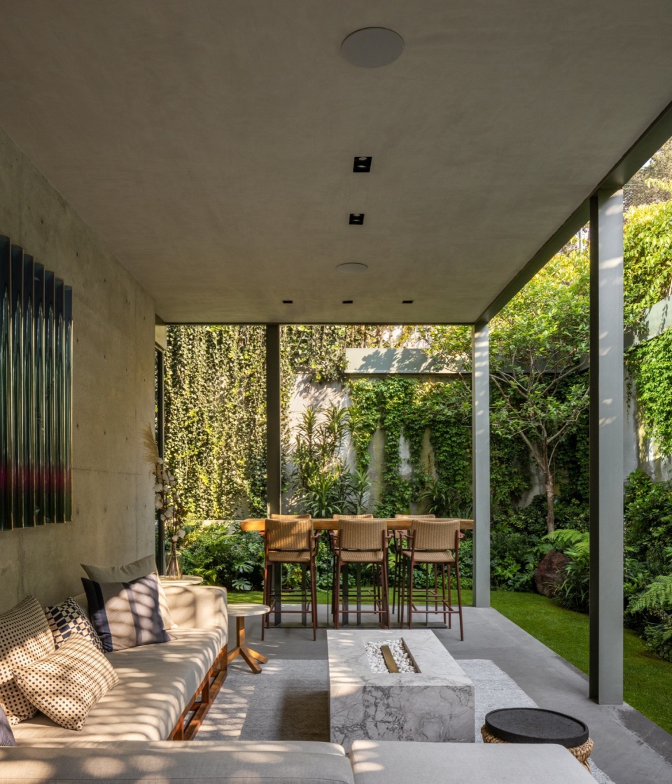 Carpatos by Ignacio Urquiza Arquitectos