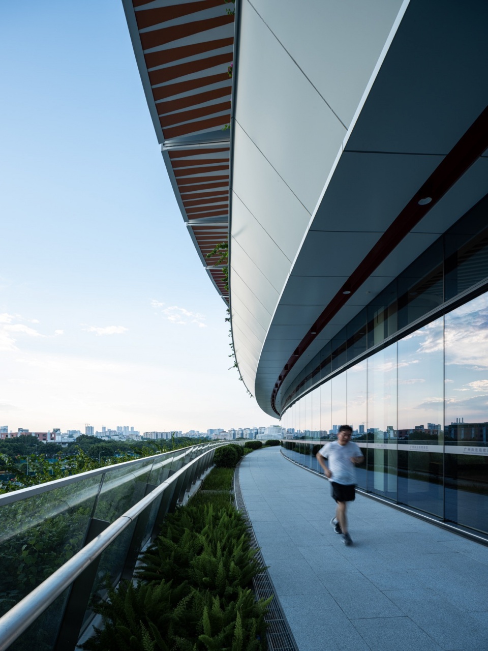Guangzhou Baiyun Station TOD by NIKKEN SEKKEI LTD