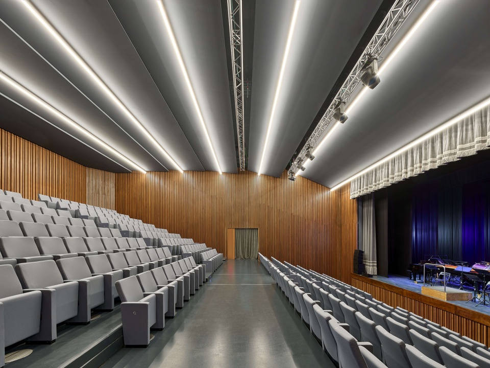 teatro borsoni by arw associates