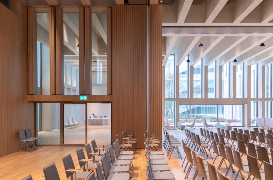 Polish Embassy in Berlin by JEMS Architekci