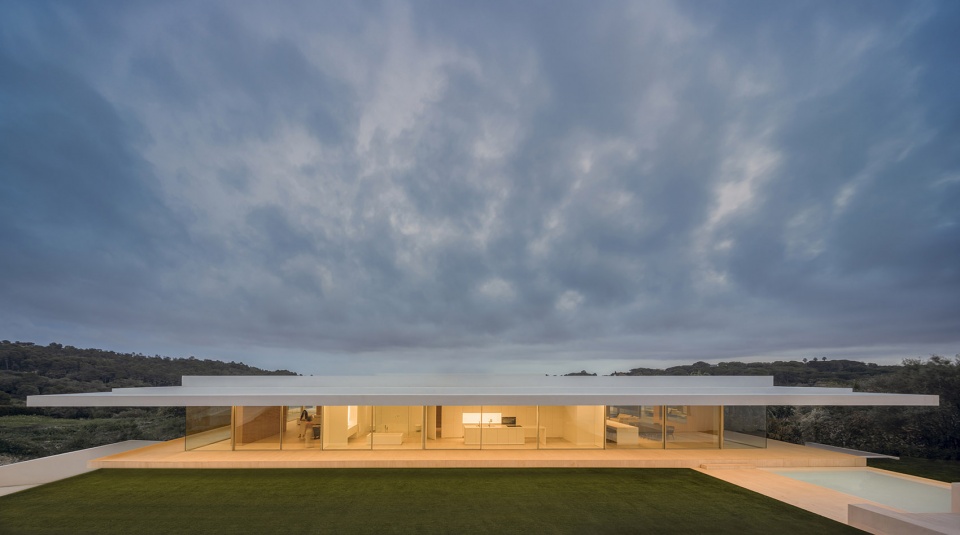 house in sotogrande by fran silvestre arquitectos