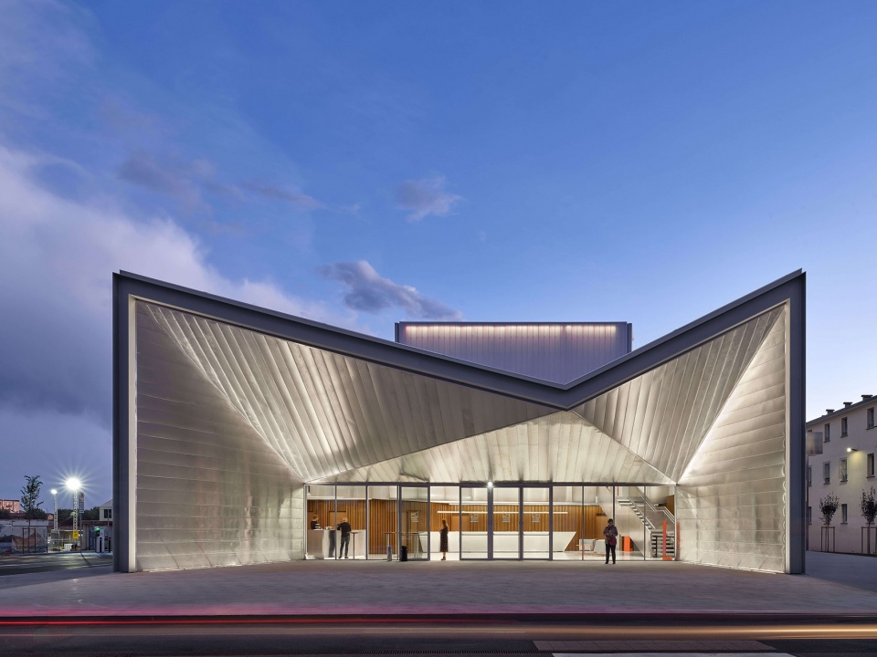 teatro borsoni by arw associates