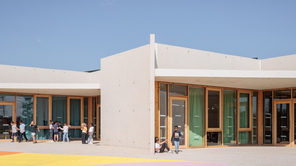 claudine hermann school by sam architecture