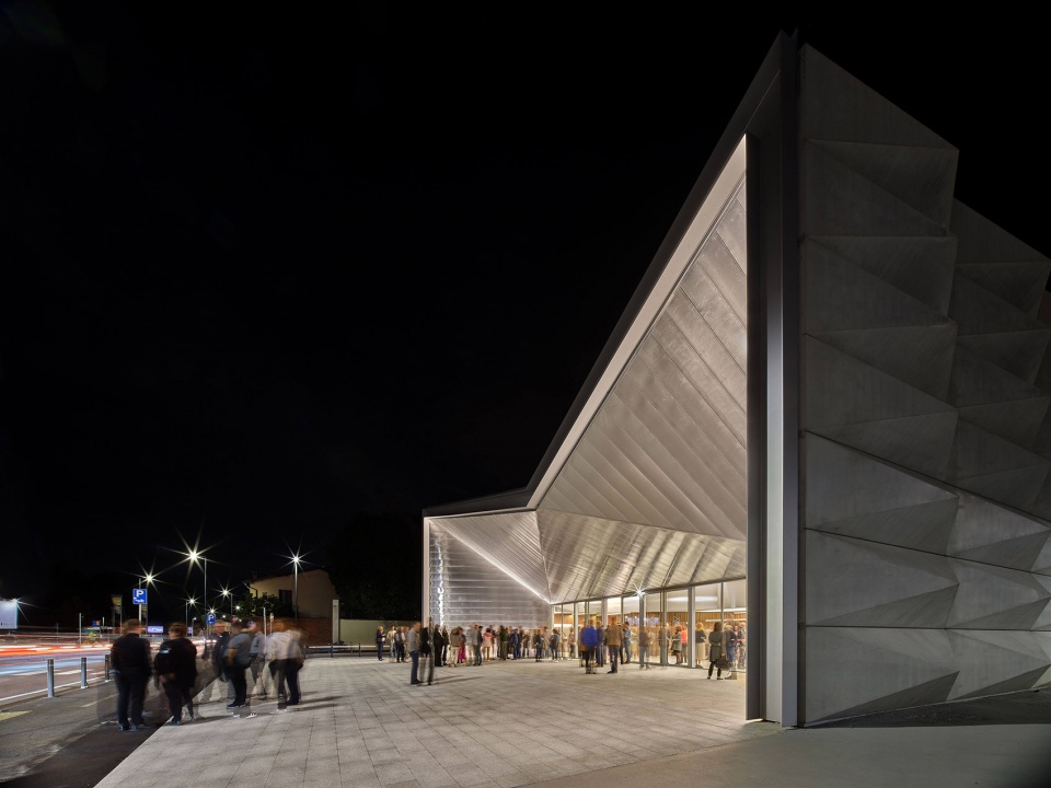 teatro borsoni by arw associates