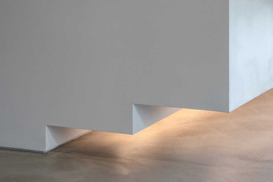 Dynamic Frame by balbek bureau