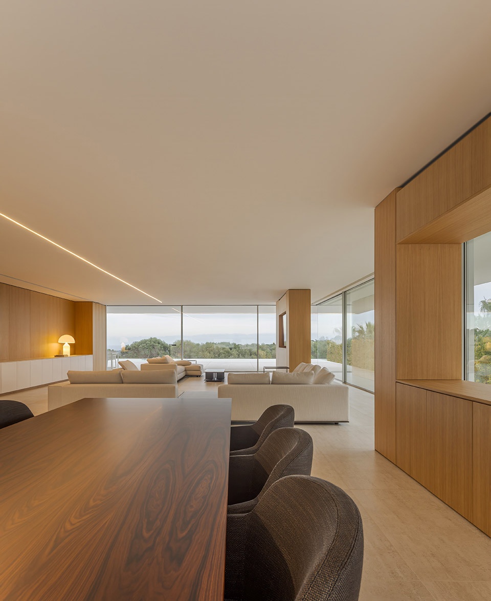 house in sotogrande by fran silvestre arquitectos