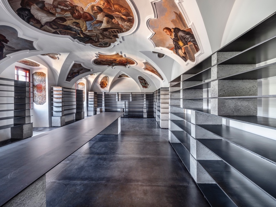 Library in the monastery zeliv by sepka architekti