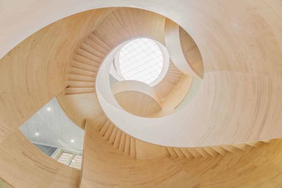 Atrium Blumer Lehmann Headquarters by ICD