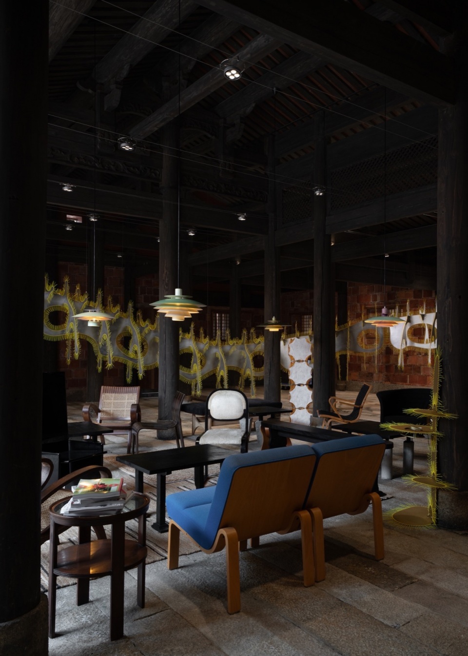 LANLANLI Medical Aesthetics Center in Wudianshi by DEVOLUTION
