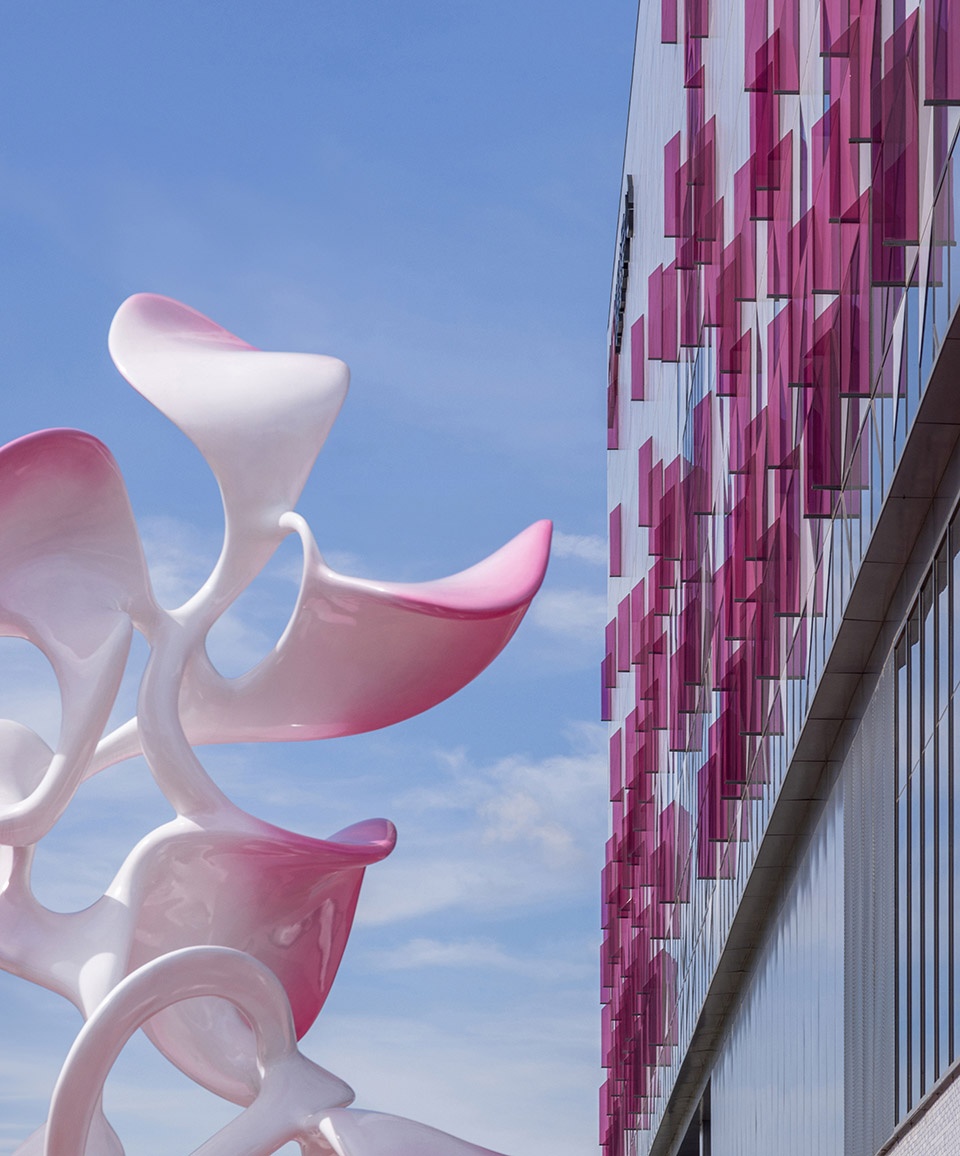 the taoyuan convention and exhibition center by jjp