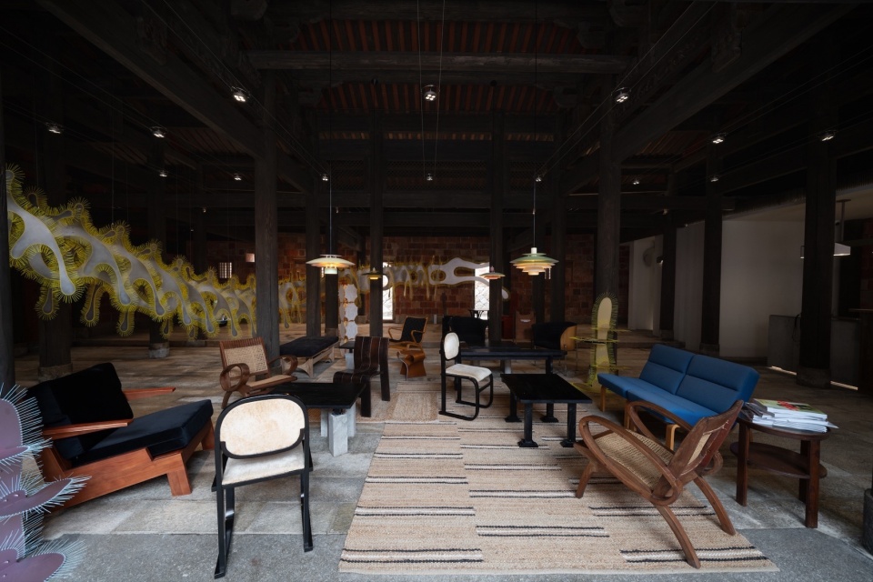 LANLANLI Medical Aesthetics Center in Wudianshi by DEVOLUTION