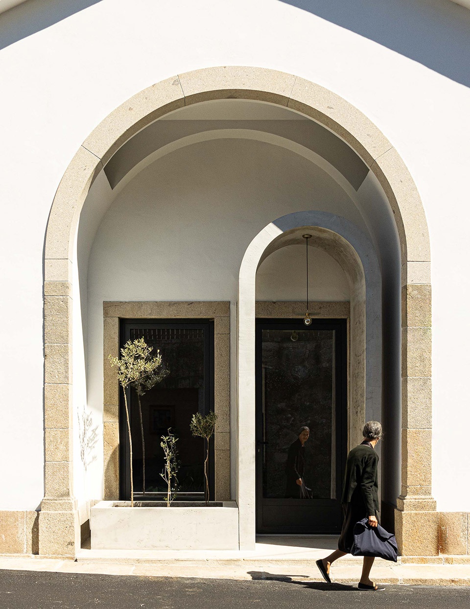 casa arco by tiago castro sousa lda