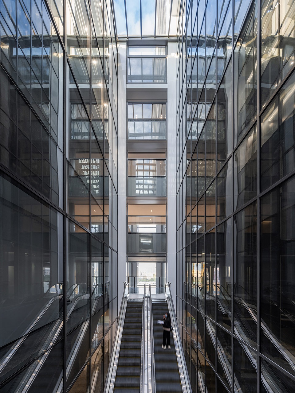 cscec headquarters in guangzhou by gmp