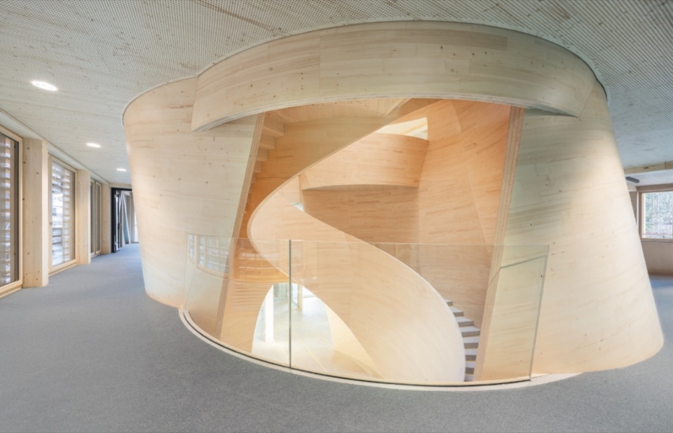 Atrium Blumer Lehmann Headquarters by ICD