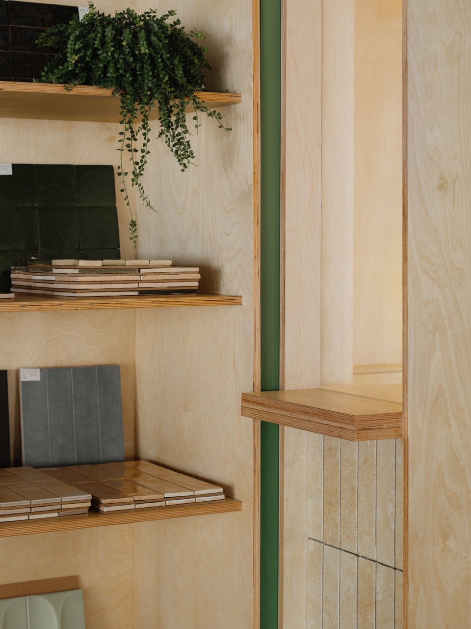 mix tile studio by youwuu space design