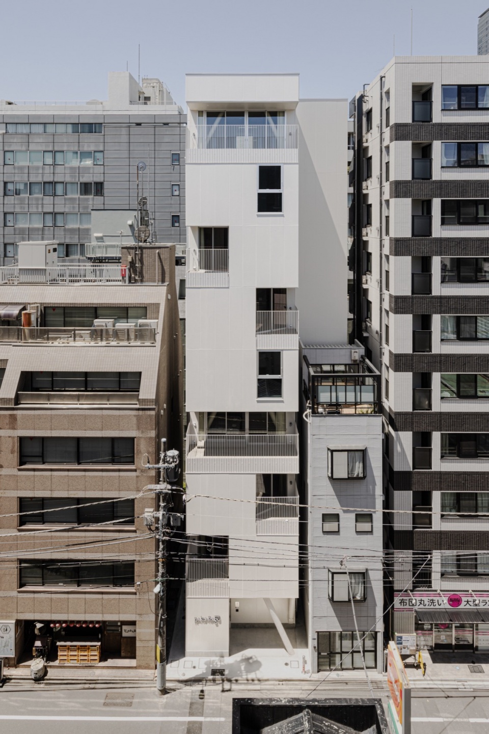 Hotel Rakuragu by kooo architects