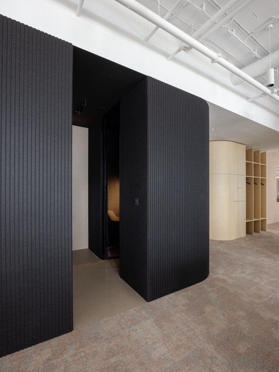 Delta Office Delta Pods Architects