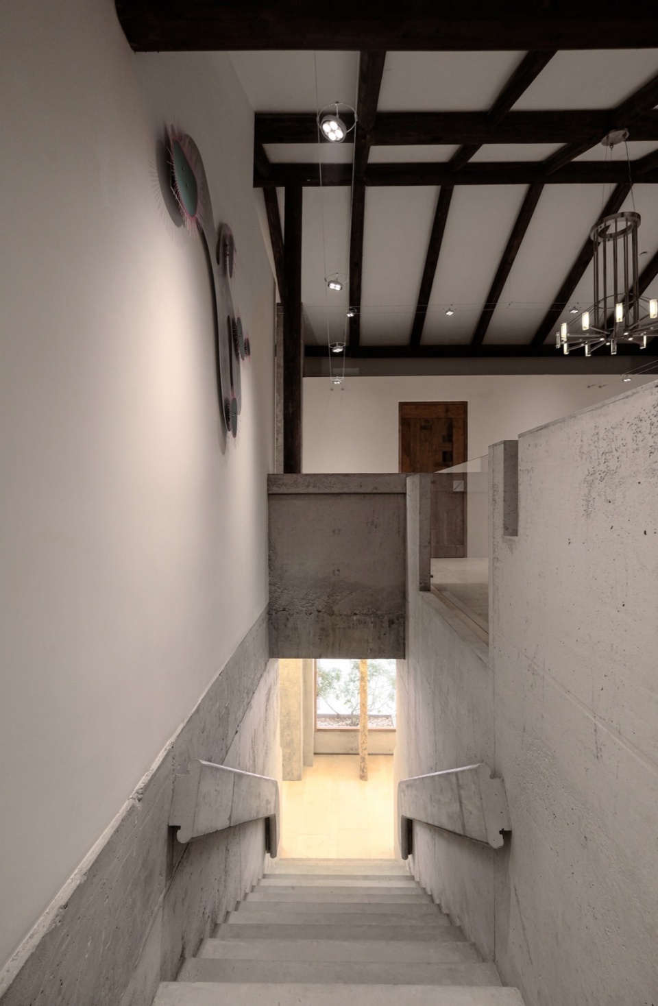 LANLANLI Medical Aesthetics Center in Wudianshi by DEVOLUTION