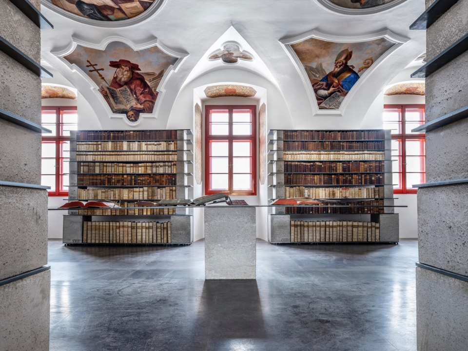 Library in the monastery zeliv by sepka architekti