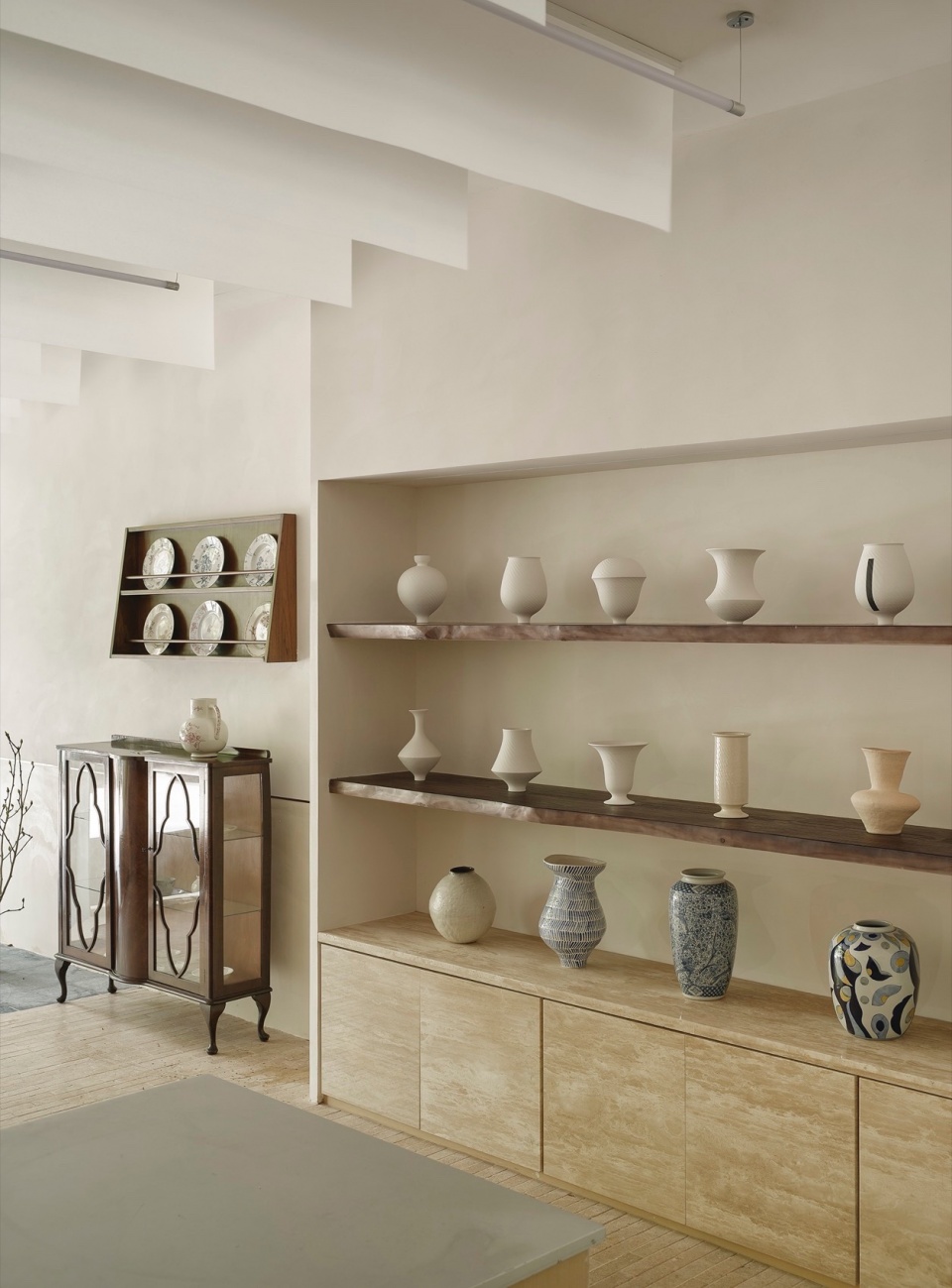 Morning Flower Shop by Modum Atelier