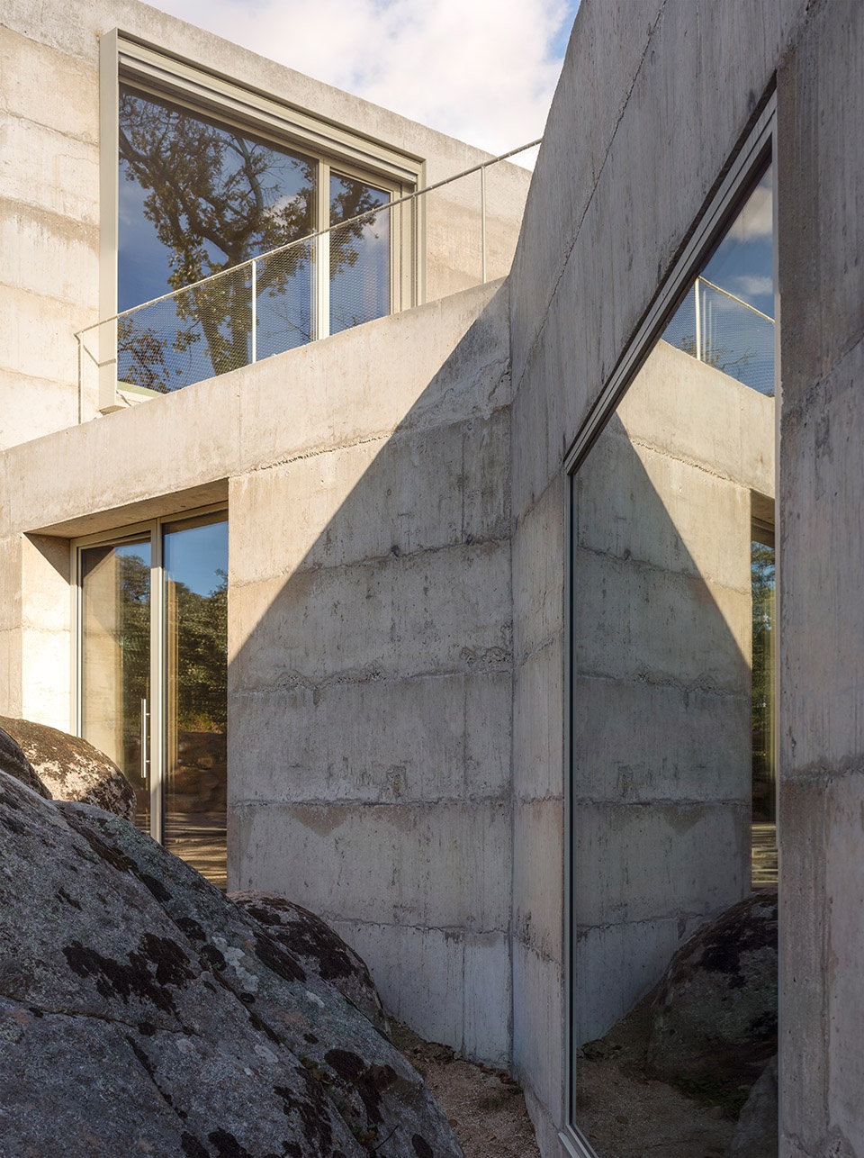 house x by bojaus arquitectura