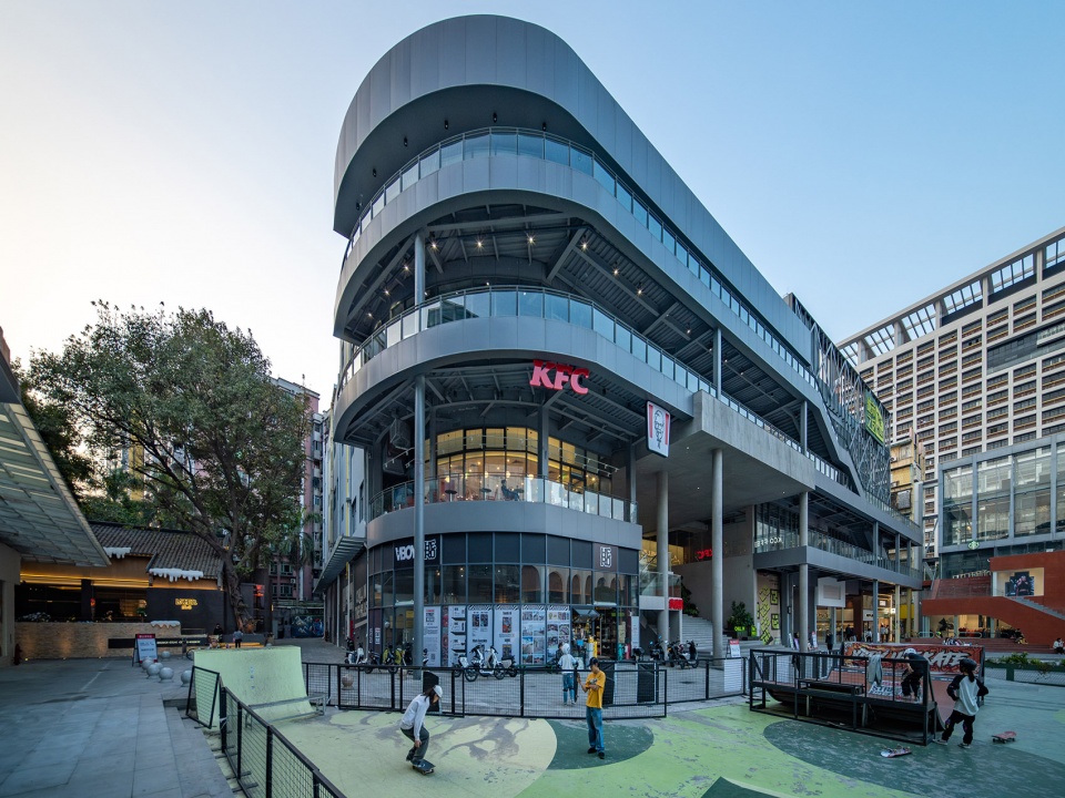 the hills at zhongdamen complex guangzhou by atelier cns