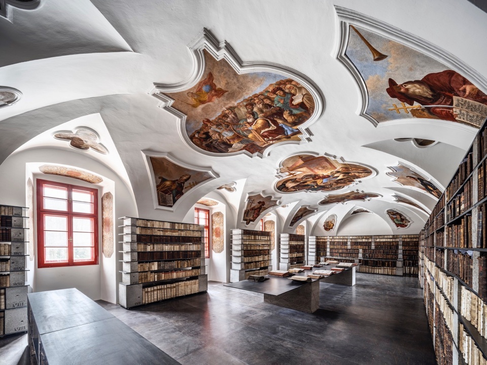 Library in the monastery zeliv by sepka architekti