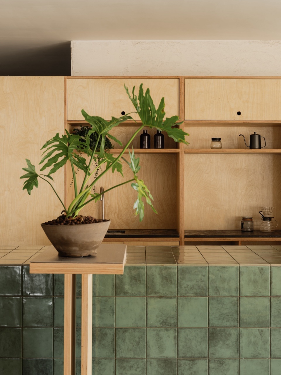 mix tile studio by youwuu space design