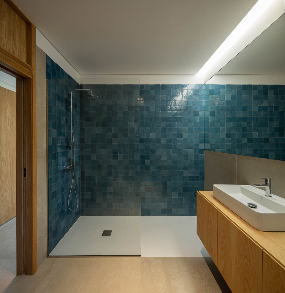 casa da levada by tsou arquitectos