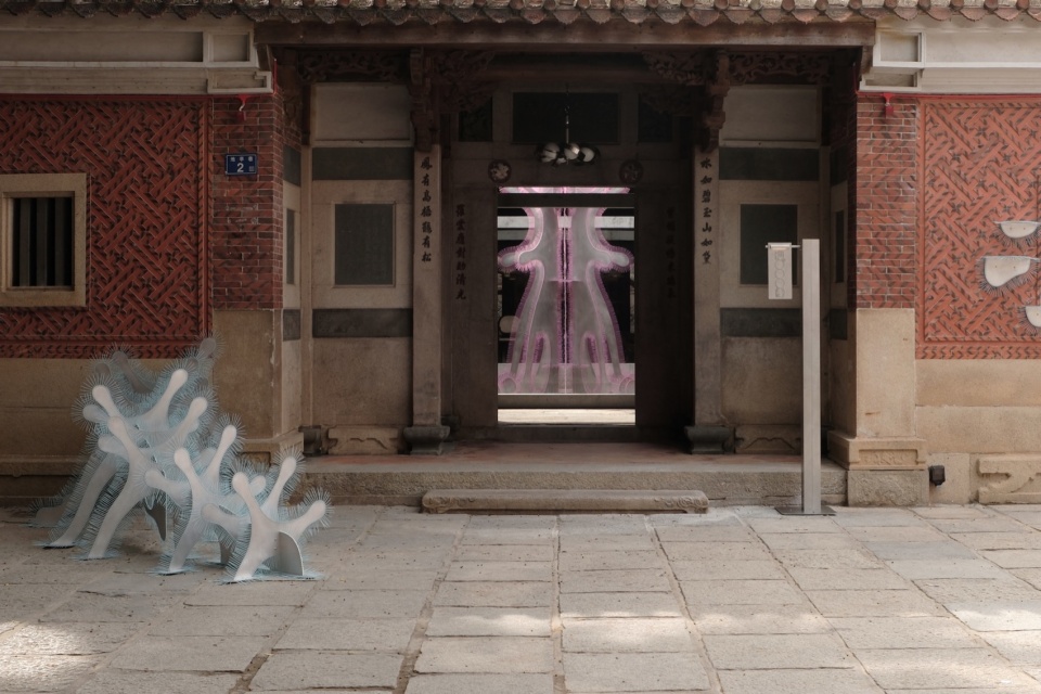 LANLANLI Medical Aesthetics Center in Wudianshi by DEVOLUTION