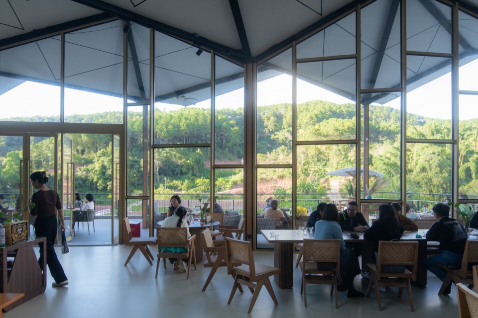 Pu er Beautiful Star Village Coffee Center
