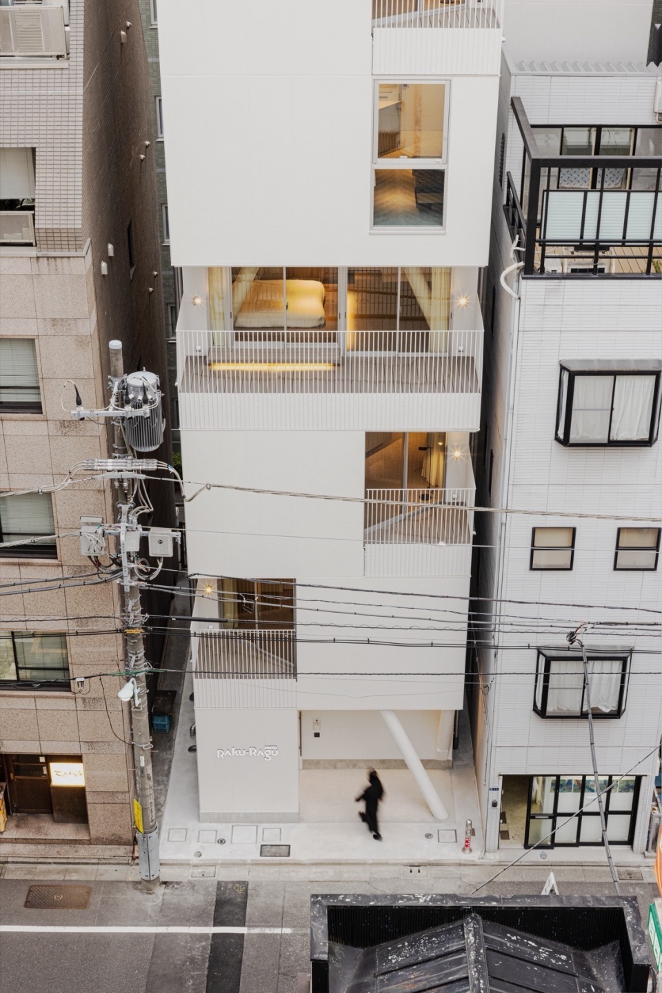 Hotel Rakuragu by kooo architects