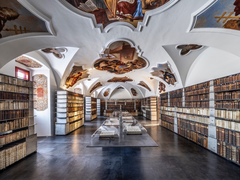 Library in the monastery zeliv by sepka architekti