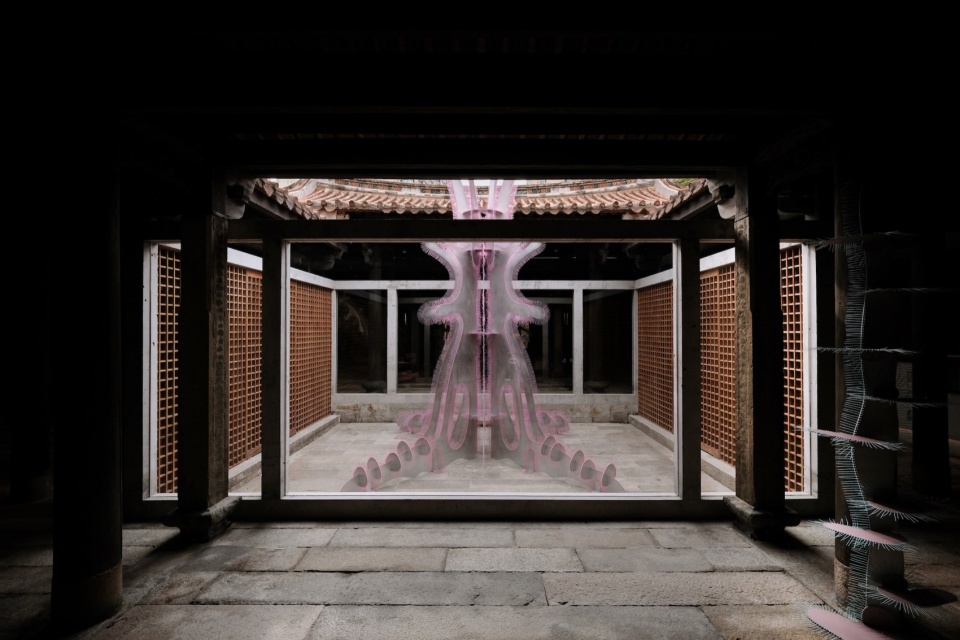 LANLANLI Medical Aesthetics Center in Wudianshi by DEVOLUTION