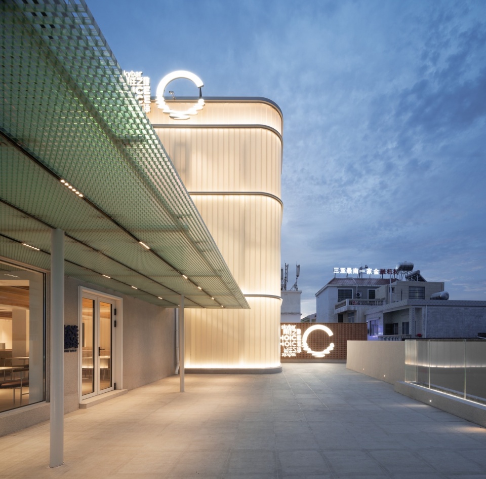 Renovation of self built house in West Island Sanya by Re Architecture Design studio