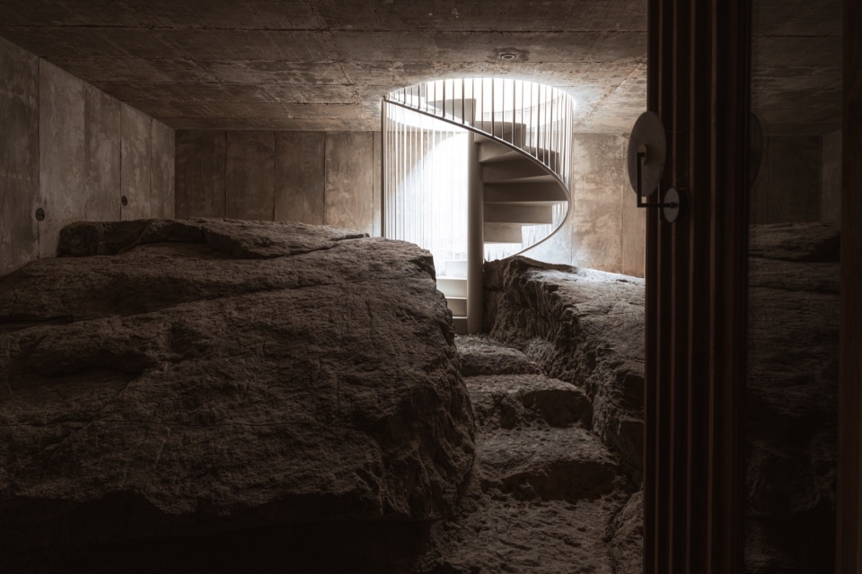 Villa aurea by Studio Saxe